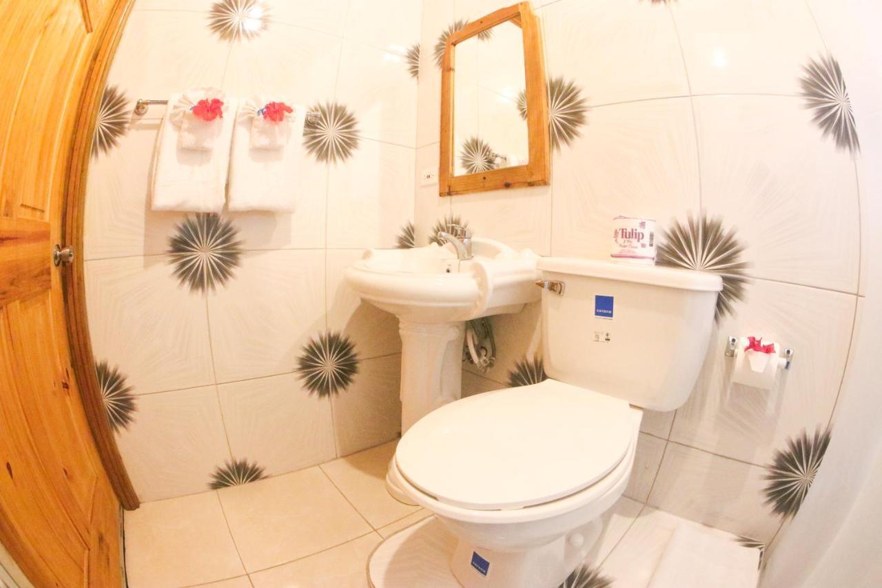 Van Villa Guesthouse เนกริล ภายนอก รูปภาพ